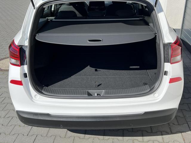 Hyundai i30 Kombi Comfort 1,5 CVVT 71KW Navi 