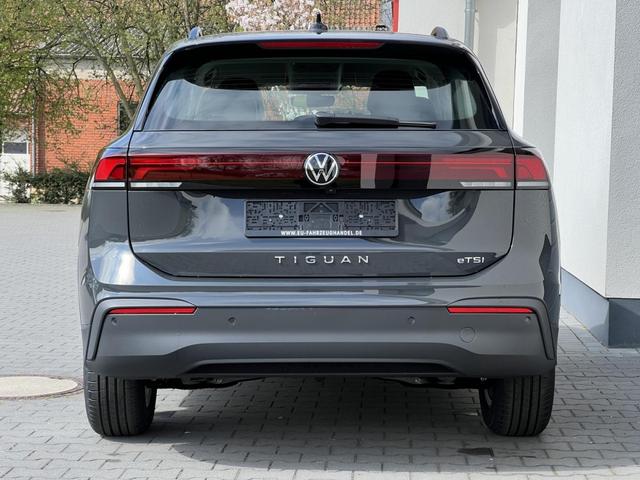 Volkswagen Tiguan Business 2,0 TDI SCR DSG 110KW Navi 