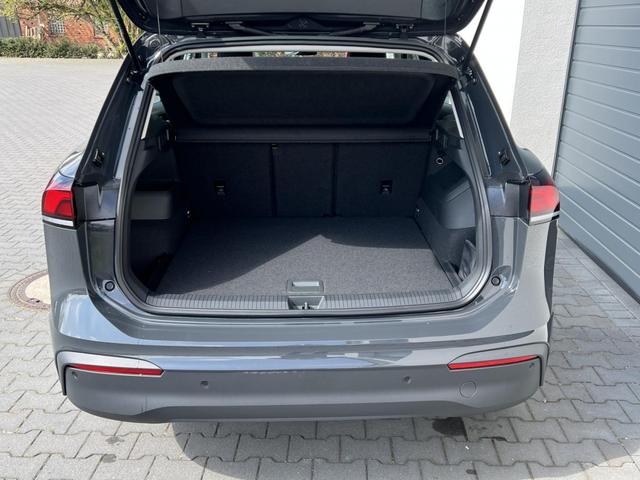 Volkswagen Tiguan Business 2,0 TDI SCR DSG 110KW Navi 