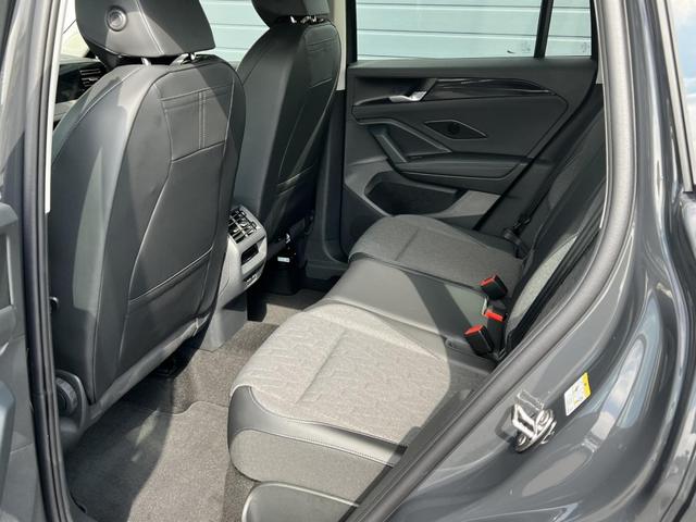 Volkswagen Tiguan Business 2,0 TDI SCR DSG 110KW Navi 