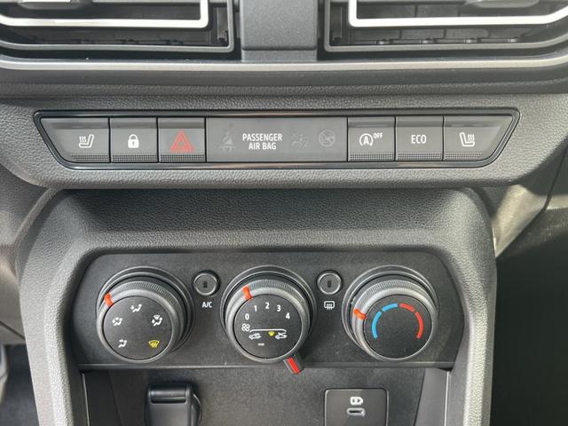 Dacia Sandero Expression TCe 90 CVT 66kW Klima Winter 