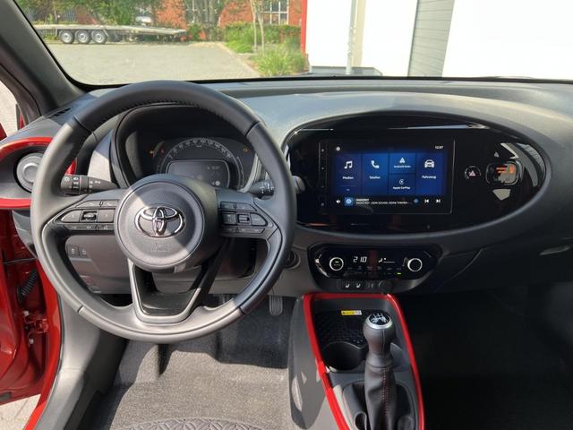 Toyota Aygo X Style 1,0-l-VVT-i CVT 53KW Winter 