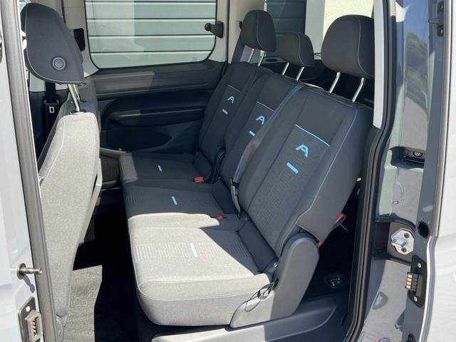 Ford Grand Tourneo Active 2,0 EcoBlue Automatik 90kW 5 Jahre 