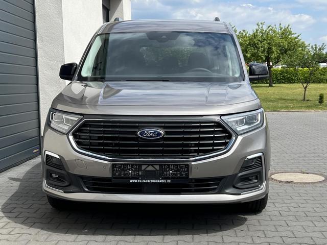 Ford Grand Tourneo Titanium 1,5 EcoBoost Automatik 85kW 5 Jahre 
