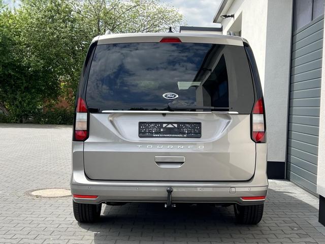 Ford Grand Tourneo Titanium 1,5 EcoBoost Automatik 85kW 5 Jahre 