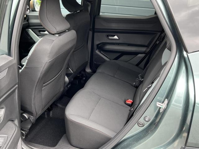 Dacia Duster Expression 140 Hybrid Winterpaket 