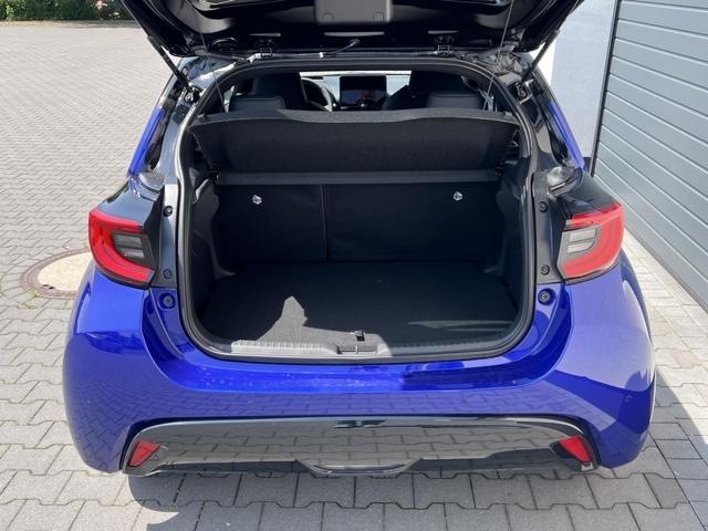 Toyota Yaris Executive 1,5 CVT Hybrid 96kW 