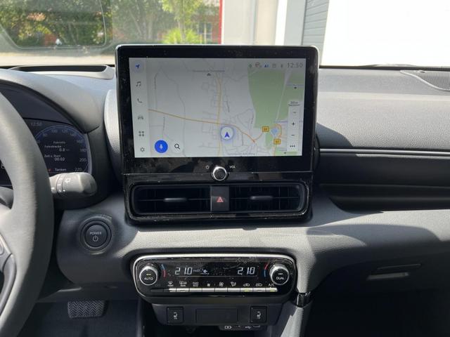 Toyota Yaris Executive 1,5 CVT Hybrid 96kW 