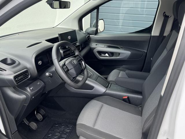 Toyota Proace City Verso 1,5 D-4D 100 L2 Lounge VIP Navi Winter 