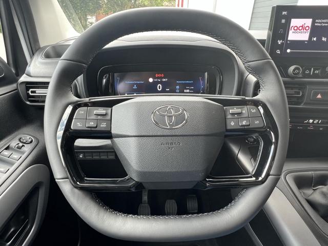Toyota Proace City Verso 1,5 D-4D 100 L2 Lounge VIP Navi Winter 