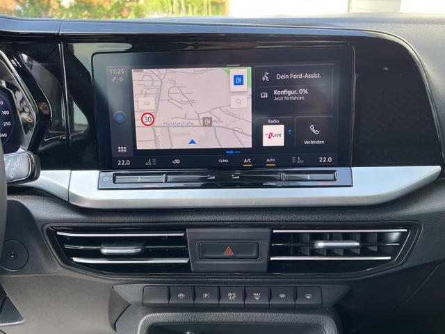 Ford Tourneo Connect Titanium 2,0 EcoBlue Automatik 90kW 5 Jahre 