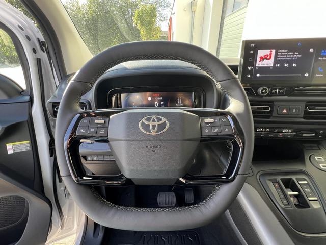 Toyota Proace City Verso 1,5 D-4D 130 Automatik L2 Club Family Winter 