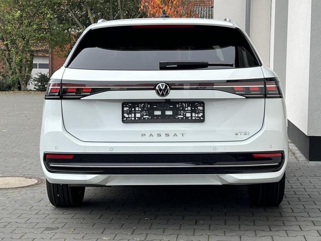 Volkswagen Passat Variant Elegance 1,5 eTSI DSG Leder DCC 