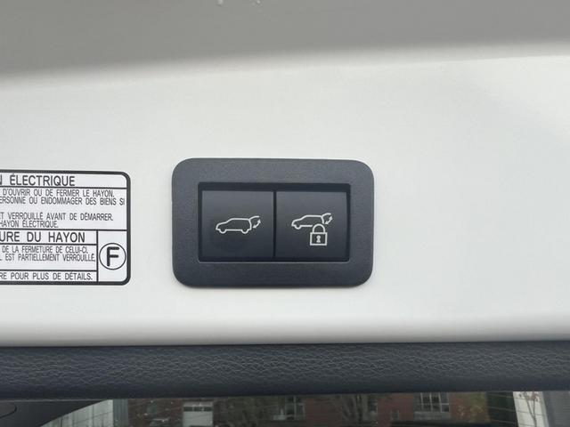 Toyota Corolla Cross Style Comfort 2,0 Hybrid Winter Facelift 