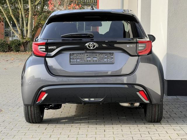 Toyota Yaris Executive 1,5 CVT Hybrid 96kW 