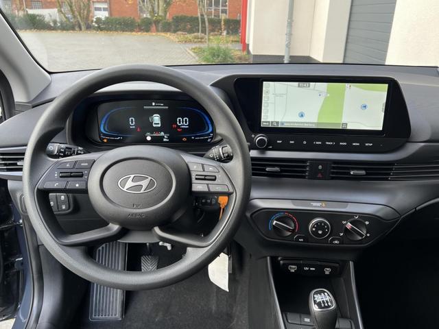 Hyundai BAYON Smart 1,0 T-GDI DCT7 66KW Navi 