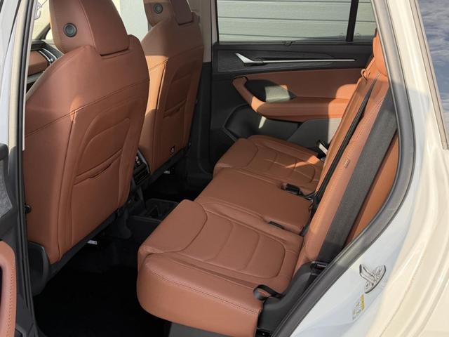 Skoda Kodiaq Selection 1,5 TSI mHEV DSG 110KW Navi Leder 7Sitze 