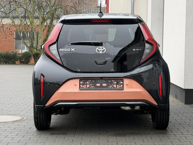 Toyota Aygo X Play Comfort 1,5 Hybrid CVT 85KW Winter neues Mode 