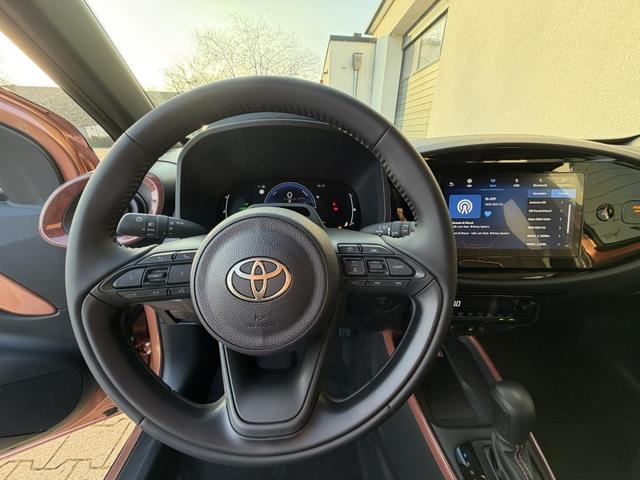 Toyota Aygo X Pulse 1,5 Hybrid CVT 85KW Winter neues Modell 