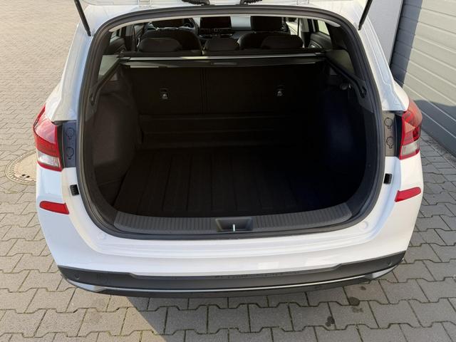 Hyundai i30 Kombi Style 1,0 T-GDI 8KW Navi 