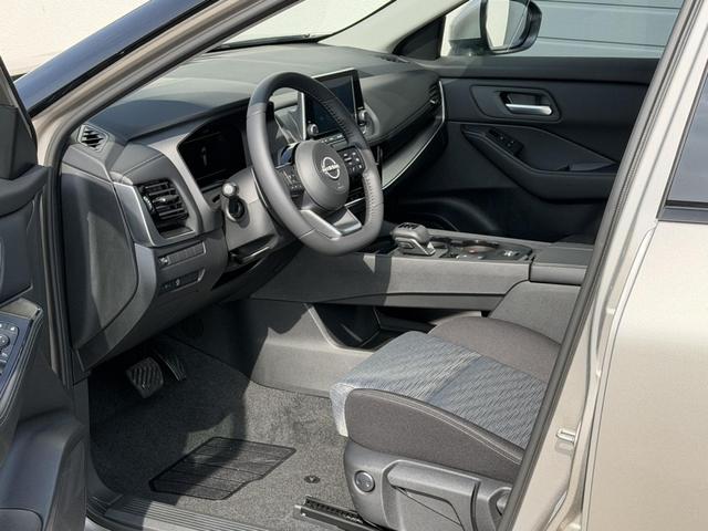 Nissan X-Trail Acenta 1,5 VC-T Mild-Hybrid 120kW 7 Sitze 