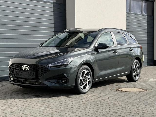 Lagerfahrzeug Hyundai i30 Kombi - Go 1,6 T-GDI DCT7 110KW Navi Winter