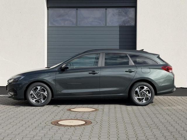 Hyundai i30 Kombi Go 1,6 T-GDI DCT7 110KW Navi Winter 