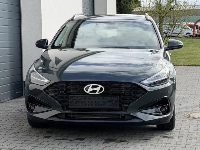 Hyundai i30 Kombi Go 1,6 T-GDI DCT7 110KW Navi Winter 