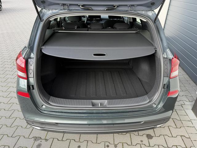 Hyundai i30 Kombi Go 1,6 T-GDI DCT7 110KW Navi Winter 