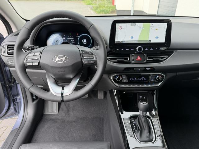 Hyundai i30 Kombi Premium 1,6 T-GDI DCT7 110KW Navi 