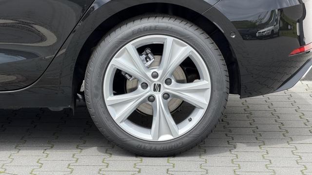 Seat Leon Style 1,5 eTSI DSG 10 Jahre Garantie 