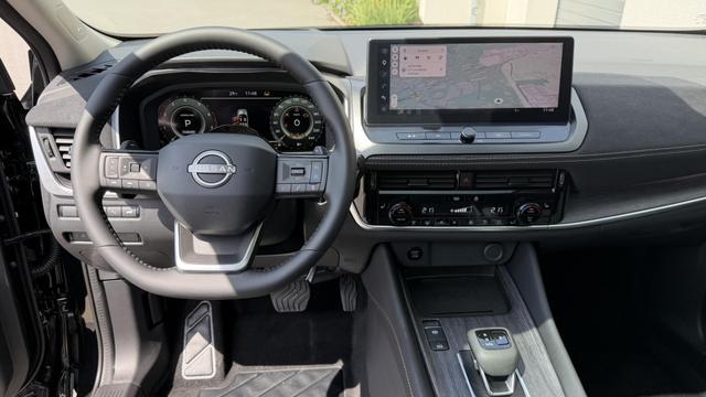 Nissan Qashqai Tekna + Plus 1,3 DIG-T Xtronic MHEV 158 