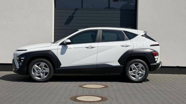 Hyundai KONA Smart 1,6 T-GDI DCT7 4x4 132KW MJ27 