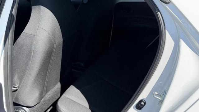 Toyota Aygo X Play 1,5 Hybrid CVT 85KW Winterpaket 