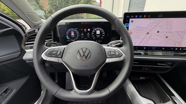 Volkswagen Passat Variant Elegance 1,5 eTSI DSG Leder DCC 