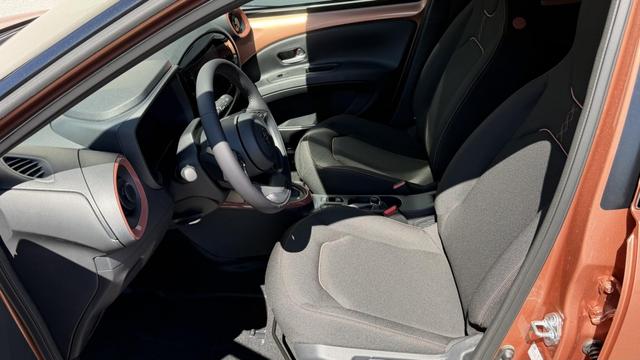 Toyota Aygo X Pulse Smart 1,5 Hybrid CVT 85KW Winterpaket 