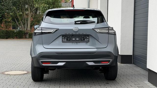 Nissan Qashqai Acenta 1.3 DIG-T Xtronic MHEV 158 Winterpaket 