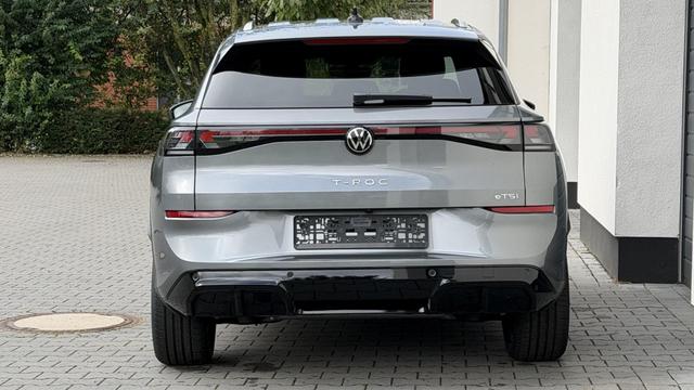 Volkswagen T-Roc R-Line 1.5 eTSI DSG 110KW Winterpaket 