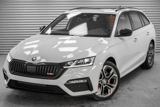 Skoda Octavia Combi - Kombi 2,0 TSI DSG RS - LAGER