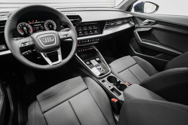 Audi A3 Sportback 40 TFSI S-tronic quattro S-Line, AHK - LAGER 