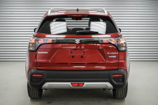 Suzuki S-Cross 1,4 2WD MT Mild-Hybrid Comfort PLU -LAG. 