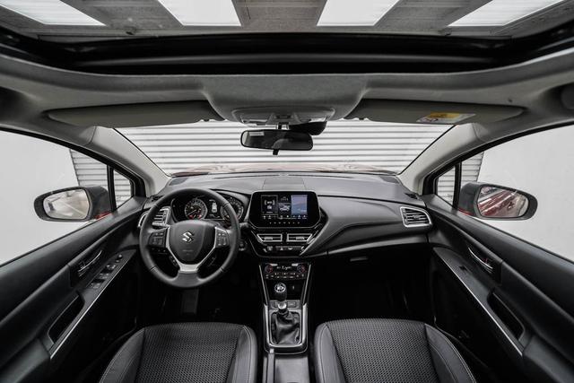 Suzuki S-Cross 1,4 2WD MT Mild-Hybrid Comfort PLU -LAG. 