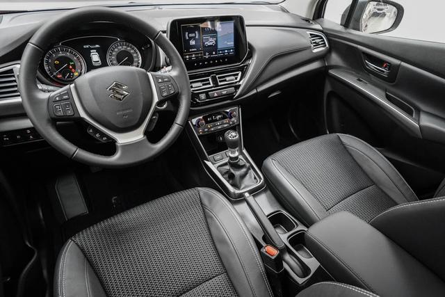 Suzuki S-Cross 1,4 2WD MT Mild-Hybrid Comfort+ PA -LAG. 