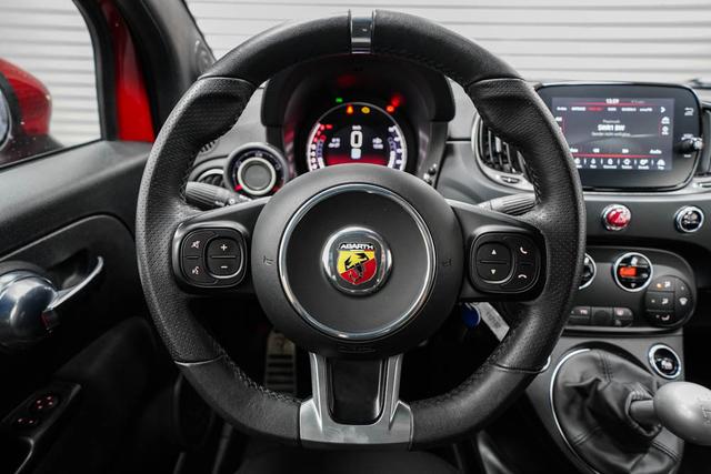 Abarth 595 1,4 T-JET - LAGER 