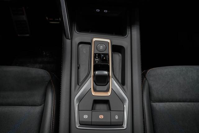 Cupra Formentor 2,0 TSI DSG 4Drive VZ - LAGER 
