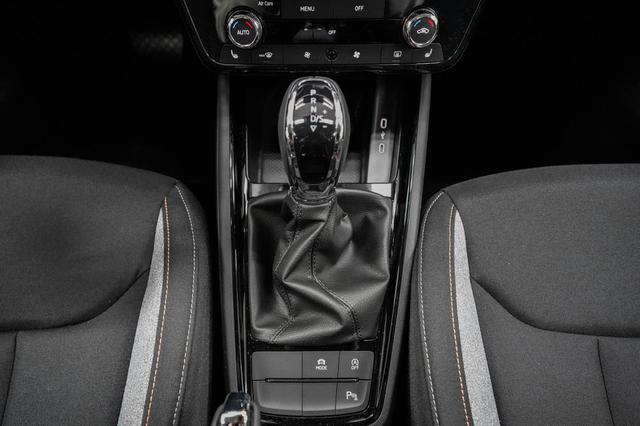 Skoda Kamiq 1,0 TSI DSG Selection - LAGER 
