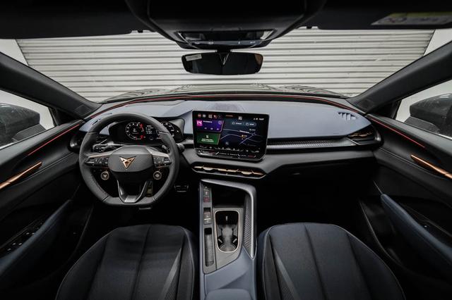 Cupra Terramar 1,5 eTSI DSG - LAGER 
