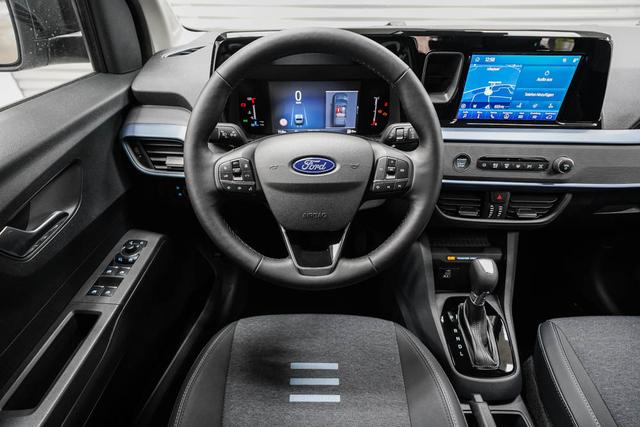Ford Tourneo Courier 1,0 EcoBoost Automatik Act -LAG. 