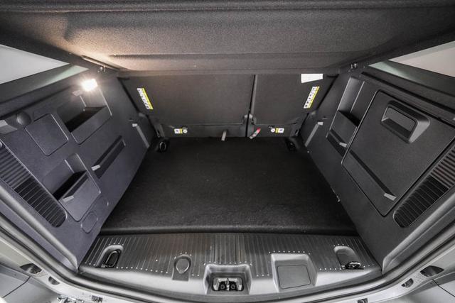 Tourneo Courier 1,0 EcoBoost Automatik Act -LAG. 