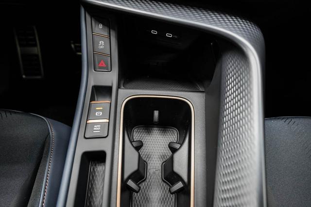 Cupra Terramar 1,5 eTSI DSG - LAGER 